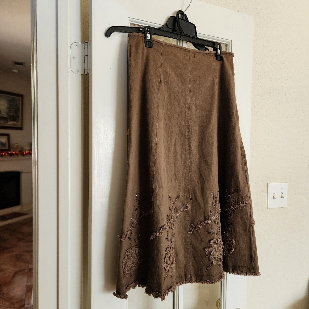 STREAM Medium Brown Beaded Embroidered Midi Skirt Raw Hem Boho Floral Appliqué - Picture 4 of 11